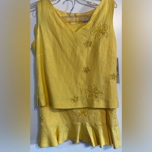 Brand new linen two-piece floral set